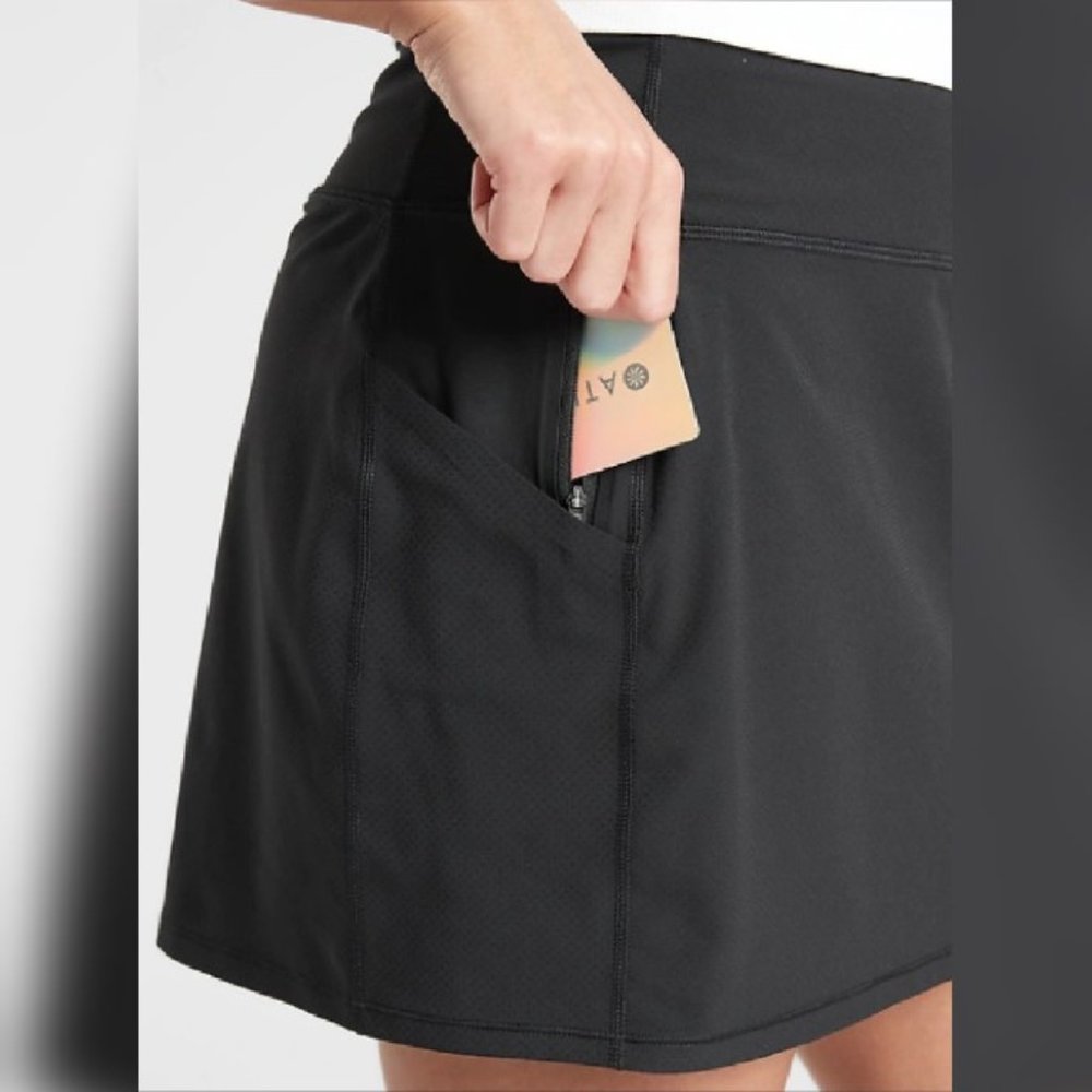 Athleta Action Skort in Dobby 14.5" - Picture 2 of 8